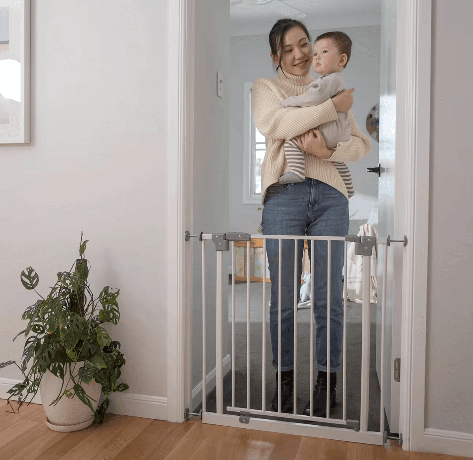 Baby Safety Gate view 2